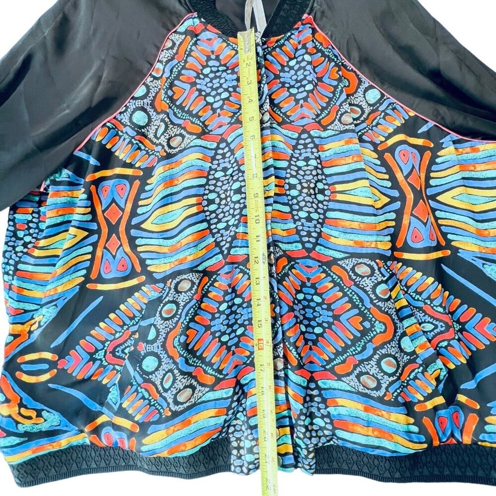 NWT Melissa McCarthy Seven7 Bomber Jacket Sz 2X Reversible Colorful Abstract - Picture 16 of 16